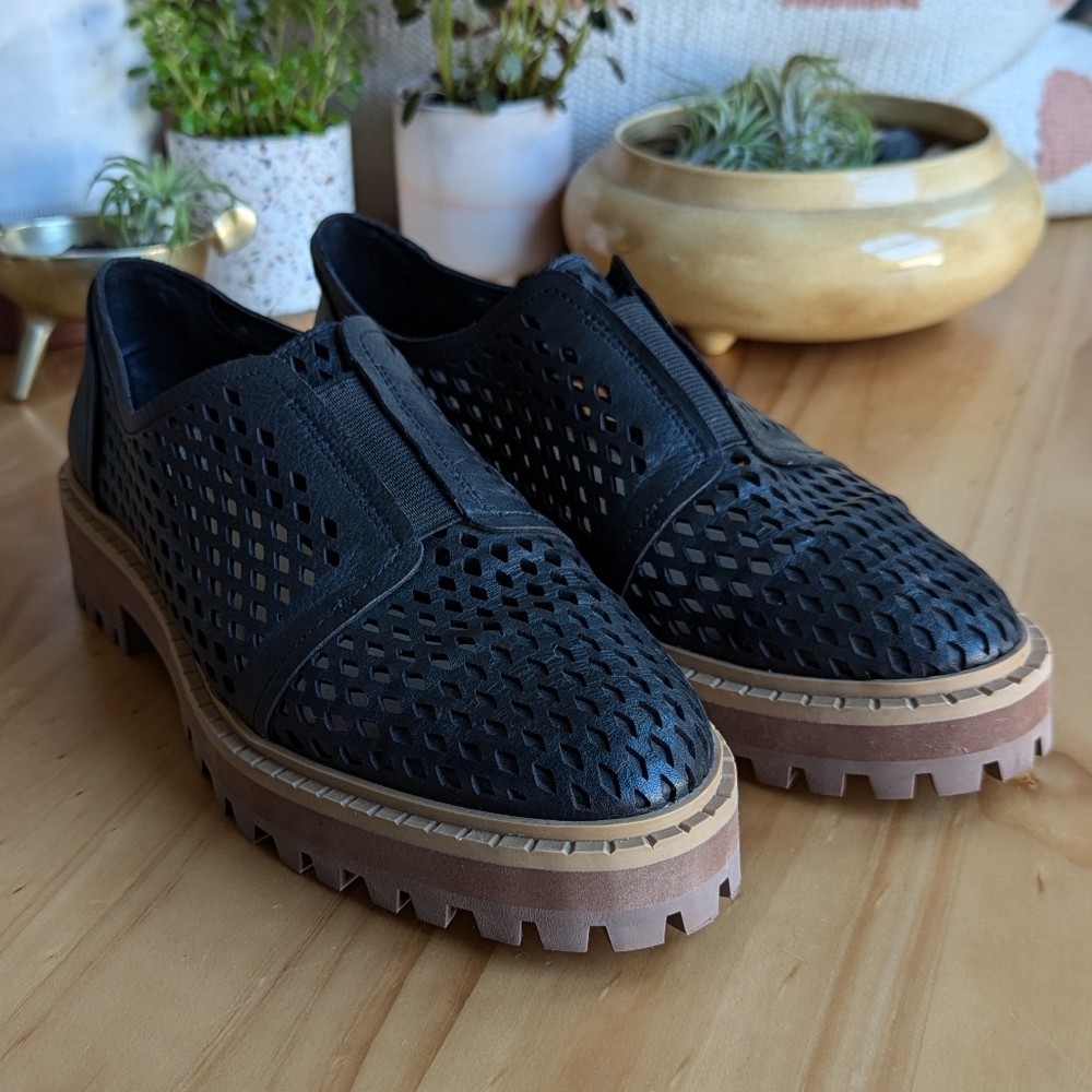 Vince Camuto Black Leather Mritsa Perforated Slip-on Derby Oxford Sneaker